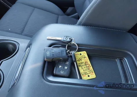 2019 Chevrolet Suburban Ls z USA, uszkodzony, nr VIN 1GNSCGKC7KR399298